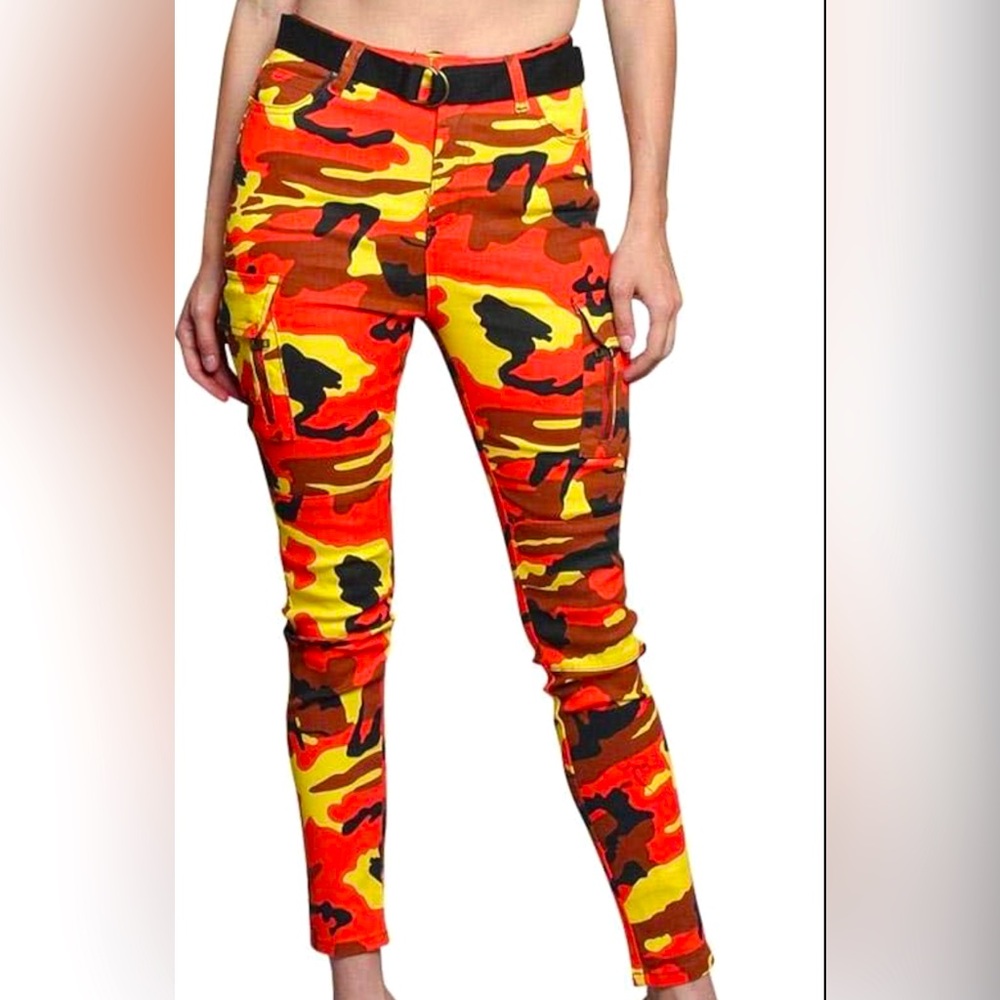 American Bazi Woman’s Cargo Pants Orange Camo